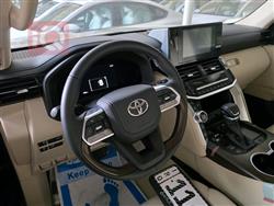 تۆیۆتا لاند کروزەر